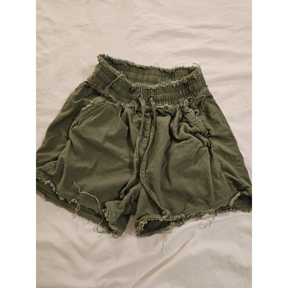 Zenana Olive Green Elastic Waist Raw Hem Shorts Youth Size S - Picture 1 of 4